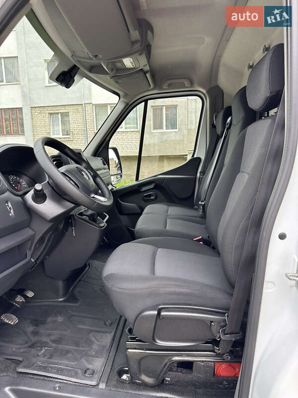 Грузовой фургон Renault Master 2020 в Дубно