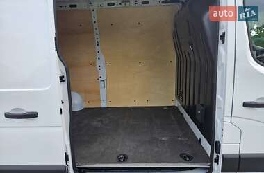 Вантажний фургон Renault Master 2019 в 