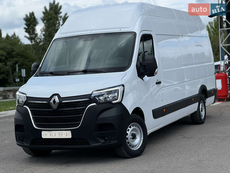 Грузовой фургон Renault Master 2021 в 