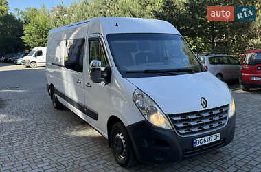 Грузовой фургон Renault Master 2012 в 