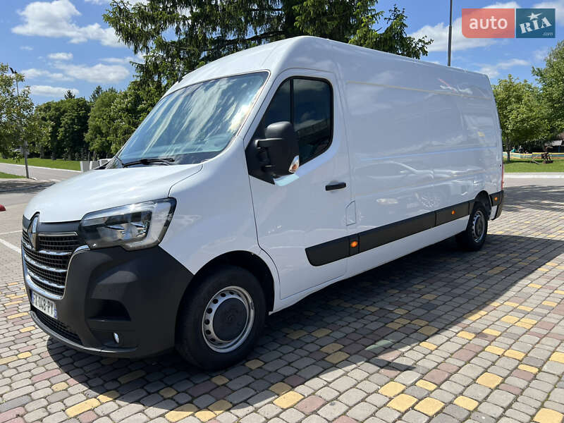 Грузовой фургон Renault Master 2021 в 