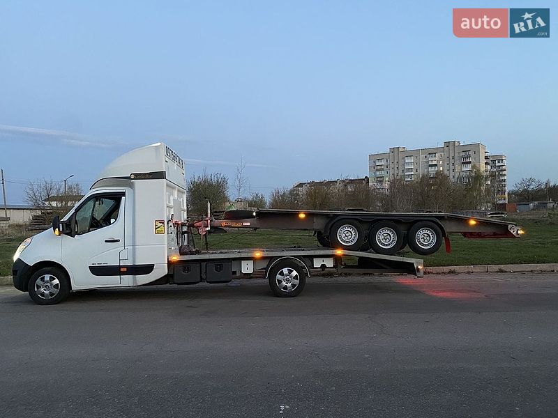 Автовоз Renault Master 2016 в Ровно