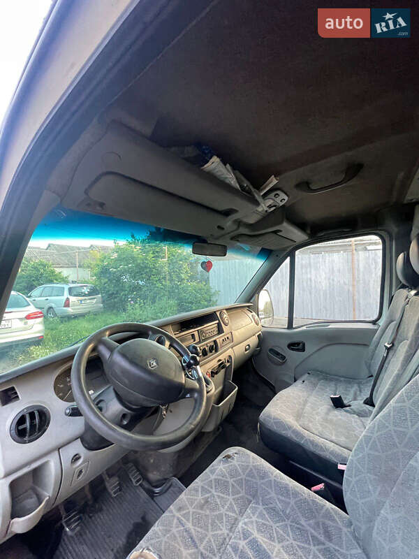 Вантажний фургон Renault Master 2008 в Одесі