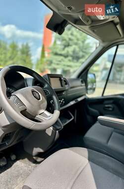 Вантажний фургон Renault Master 2020 в 