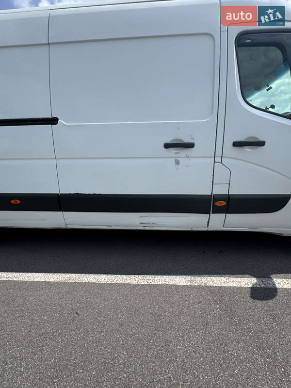 Грузовой фургон Renault Master 2016 в Хмельнике