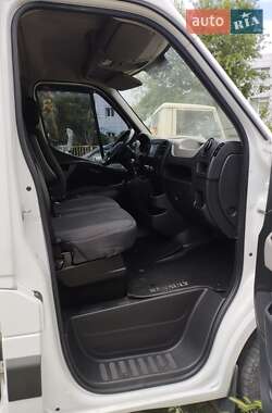 Грузовой фургон Renault Master 2016 в 