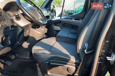 Грузовой фургон Renault Master 2017 в 