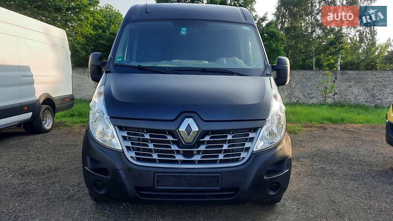Грузовой фургон Renault Master 2017 в Ивано-Франковске