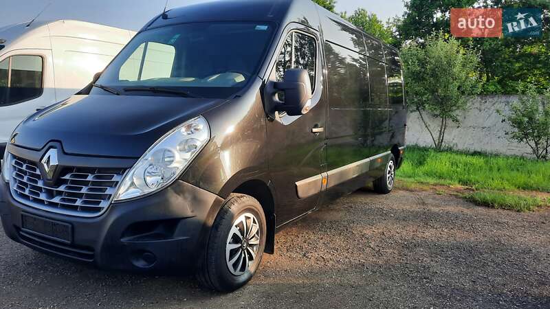Грузовой фургон Renault Master 2017 в Ивано-Франковске