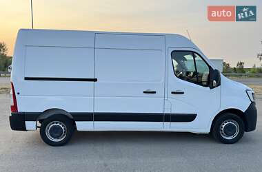 Грузовой фургон Renault Master 2021 в 