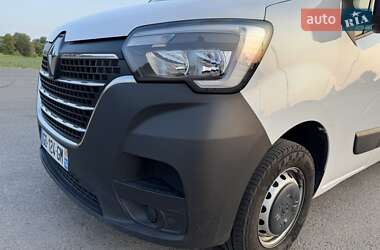 Грузовой фургон Renault Master 2021 в 
