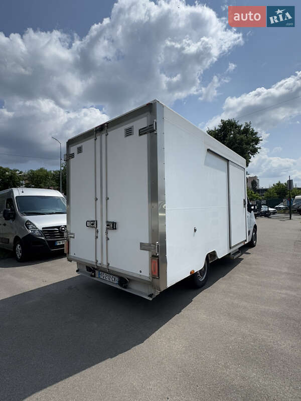 Грузовой фургон Renault Master 2018 в Киеве