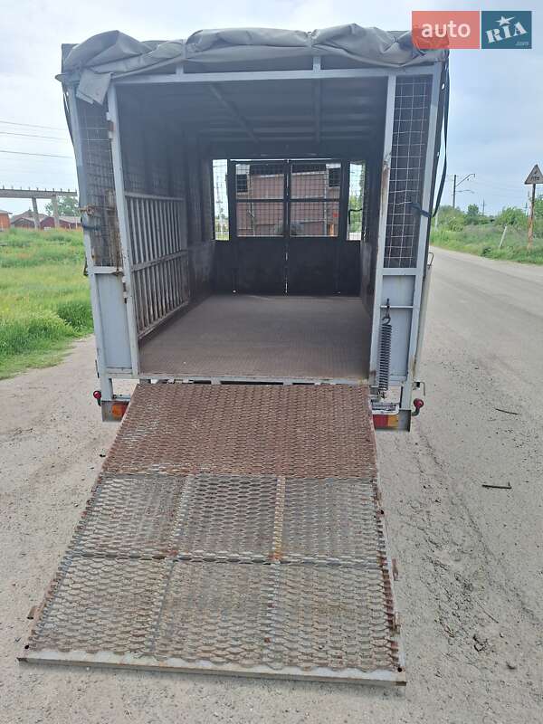 Для перевозки животных Renault Master 2012 в Днепре