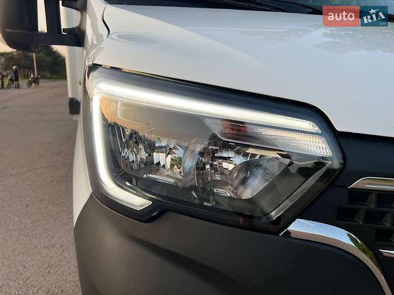 Вантажний фургон Renault Master 2021 в Києві