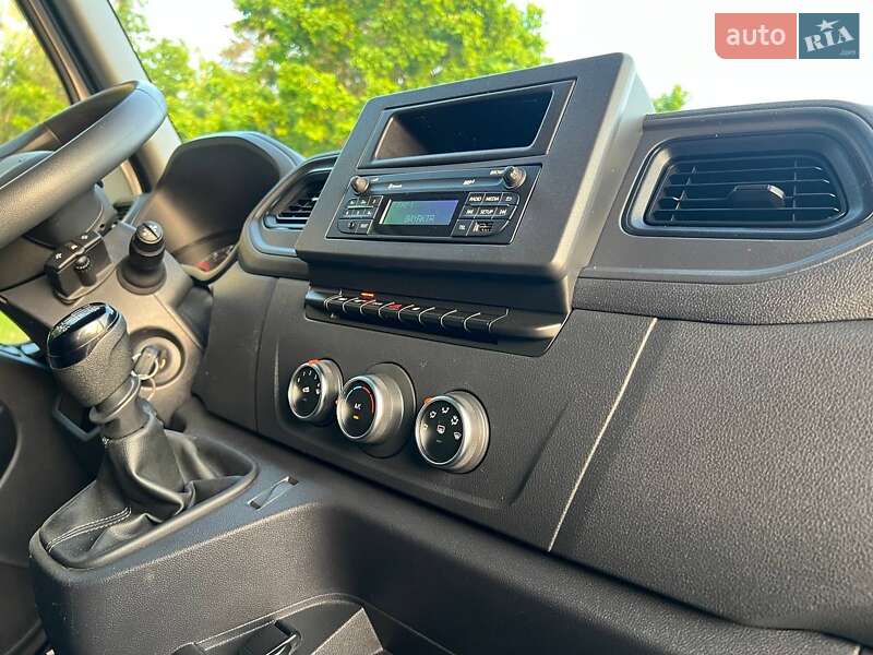 Вантажний фургон Renault Master 2021 в Києві