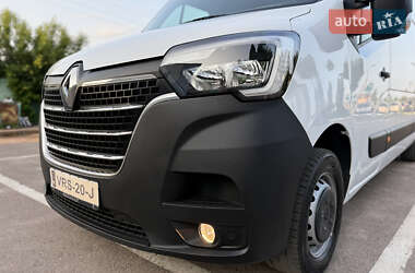 Вантажний фургон Renault Master 2022 в 