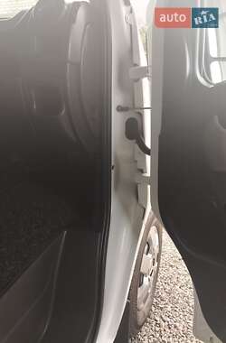 Грузовой фургон Renault Master 2018 в 