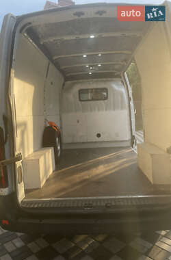 Вантажний фургон Renault Master 2012 в 