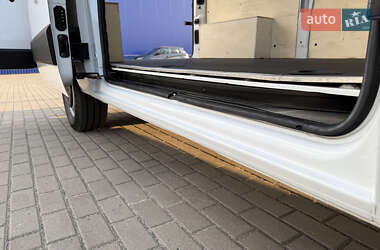 Грузовой фургон Renault Master 2021 в 