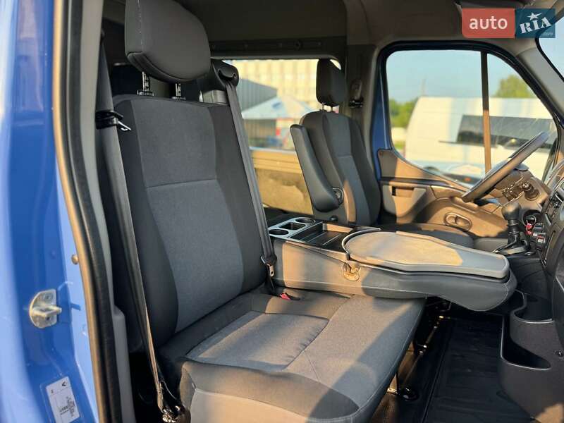 Грузопассажирский фургон Renault Master 2017 в Дубно