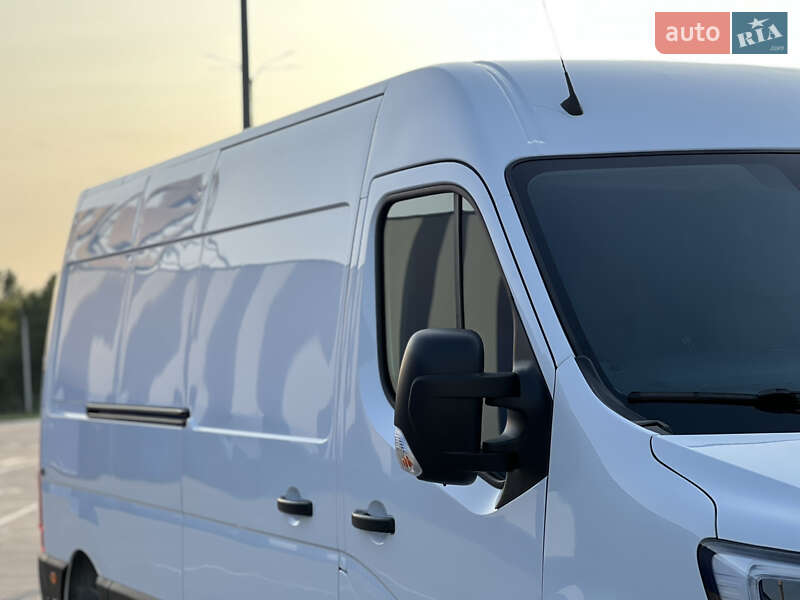 Грузовой фургон Renault Master 2022 в Дубно