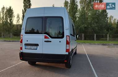 Грузовой фургон Renault Master 2017 в 