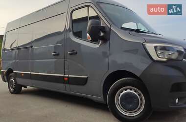 Грузовой фургон Renault Master 2022 в 