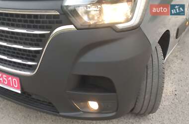 Грузовой фургон Renault Master 2022 в 