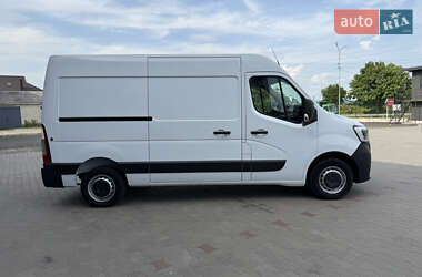 Грузовой фургон Renault Master 2022 в 