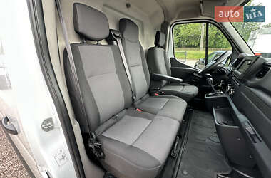 Грузовой фургон Renault Master 2021 в 
