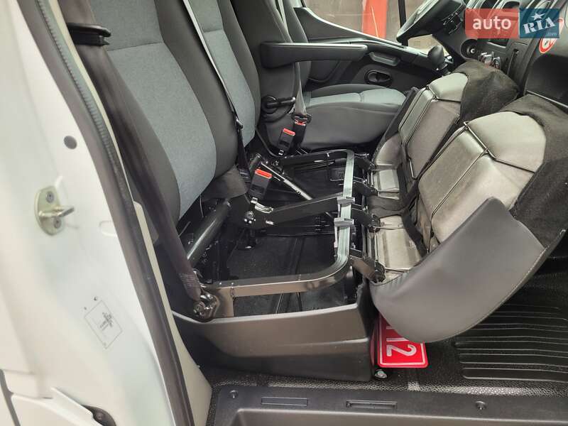Грузовой фургон Renault Master 2019 в Луцке