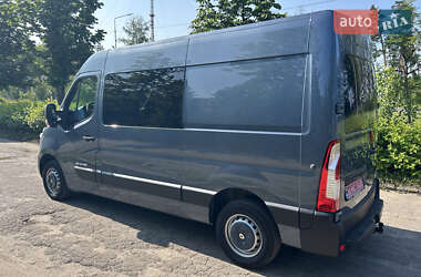 Грузопассажирский фургон Renault Master 2018 в 