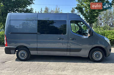 Грузопассажирский фургон Renault Master 2018 в 