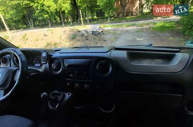 Грузовой фургон Renault Master 2015 в 