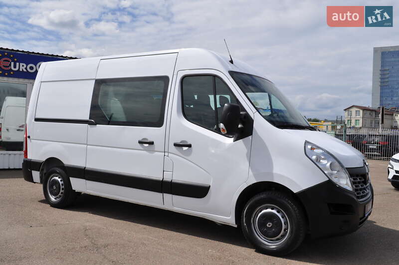 Грузопассажирский фургон Renault Master 2018 в Киеве