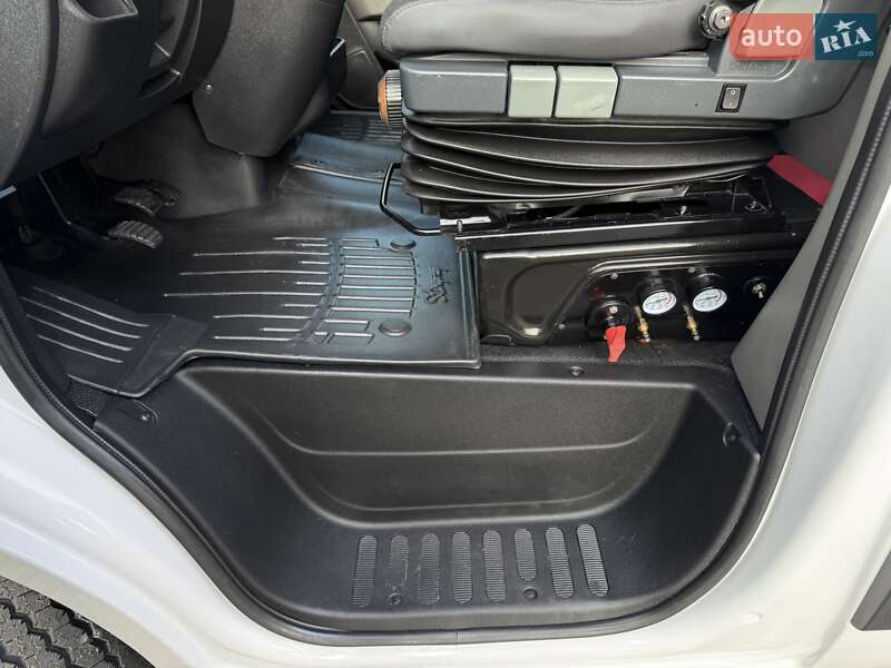 Автовоз Renault Master 2015 в Тернополе
