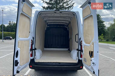 Вантажний фургон Renault Master 2021 в 