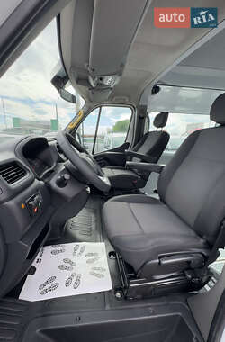 Микроавтобус Renault Master 2020 в 