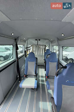 Микроавтобус Renault Master 2020 в 