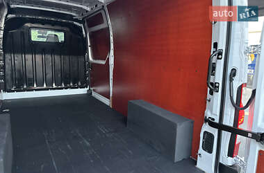 Грузовой фургон Renault Master 2021 в 