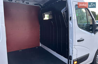 Грузовой фургон Renault Master 2021 в 
