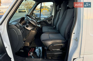 Грузовой фургон Renault Master 2018 в 