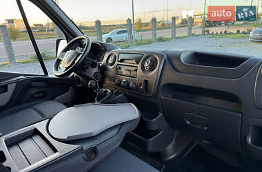 Грузовой фургон Renault Master 2018 в 