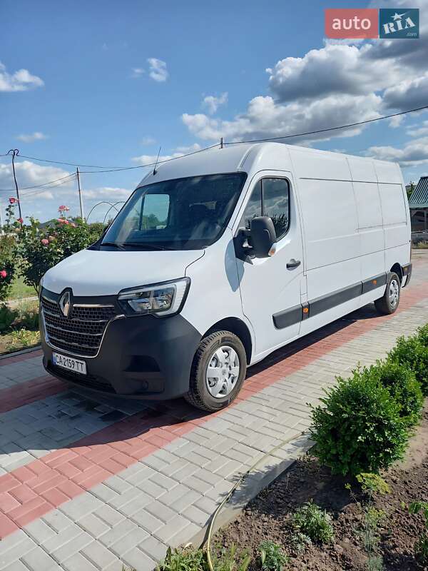 Грузовой фургон Renault Master 2021 в 