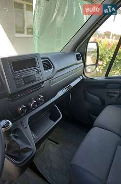 Грузовой фургон Renault Master 2021 в 