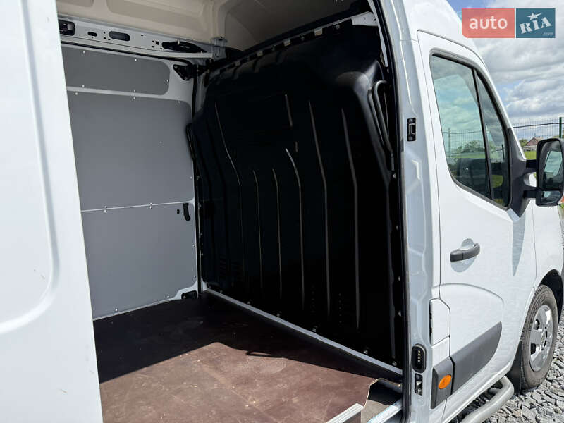 Грузовой фургон Renault Master 2020 в Дубно
