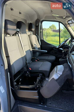 Грузовой фургон Renault Master 2020 в 