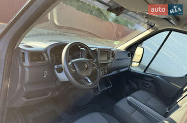 Грузовой фургон Renault Master 2020 в 