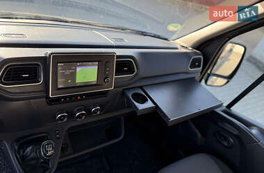 Грузовой фургон Renault Master 2020 в 