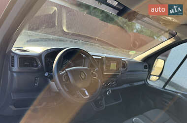 Грузовой фургон Renault Master 2020 в 